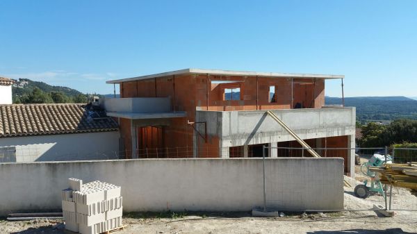 extension villa 200 m2  avec charpente a ventabren 13122 dans les bouches du rhone